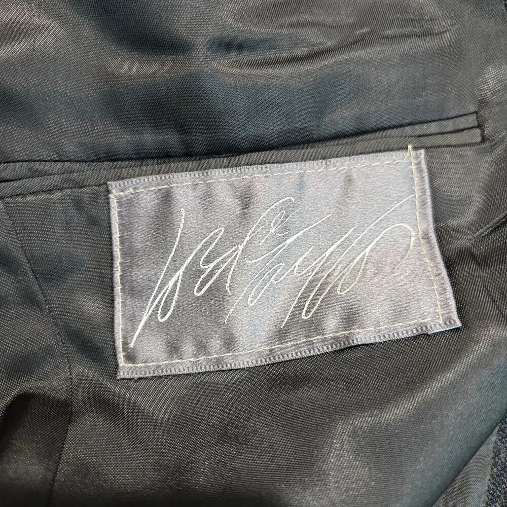 Bill Blass Vintage chest 38
